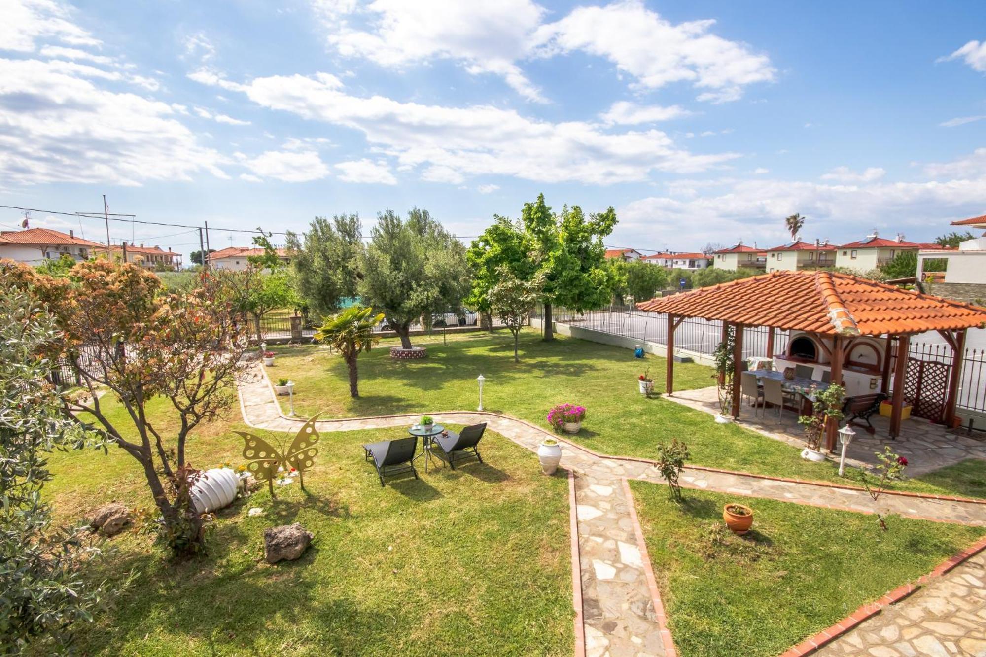 פרדיסוס Private 6-Bdrm Villa With Garden 150M To Beach מראה חיצוני תמונה