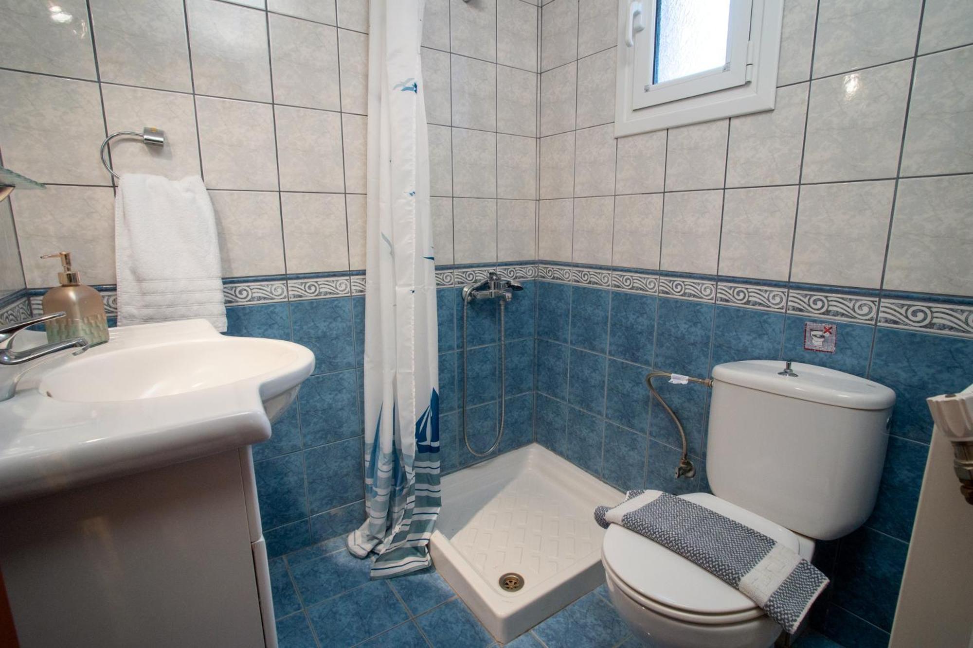 פרדיסוס Private 6-Bdrm Villa With Garden 150M To Beach מראה חיצוני תמונה